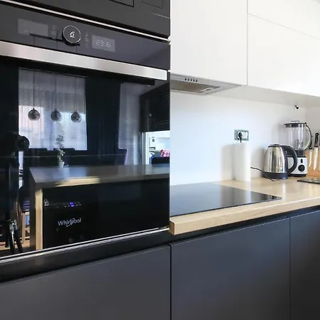 Vila Modern Maeni With Private Pool In *